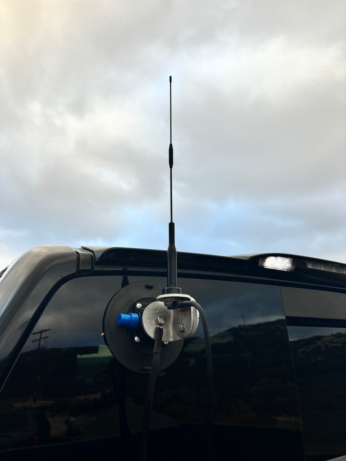 EDC Vehicle Whip Kit